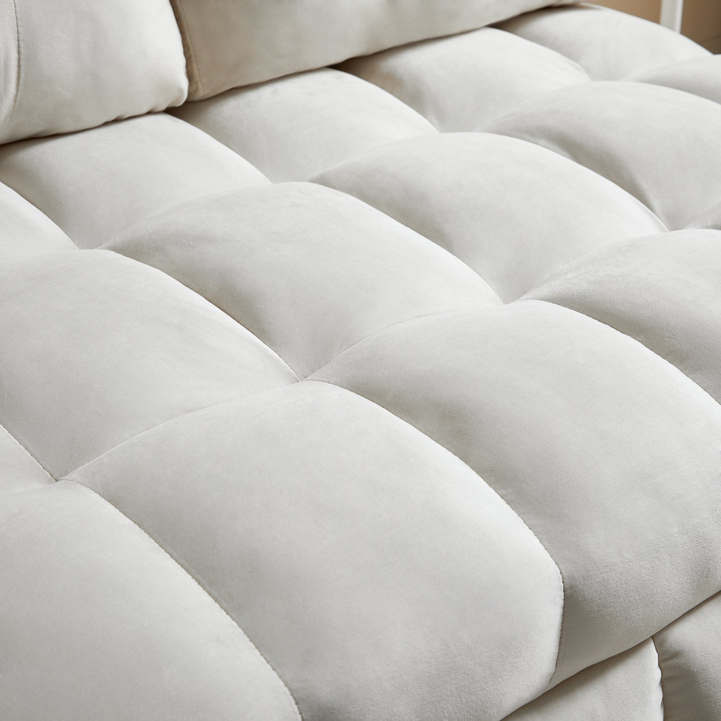 Vashti Loveseat